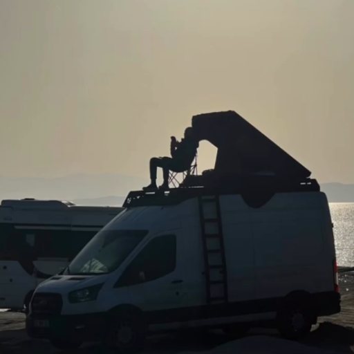 ROOF TOP TENTS